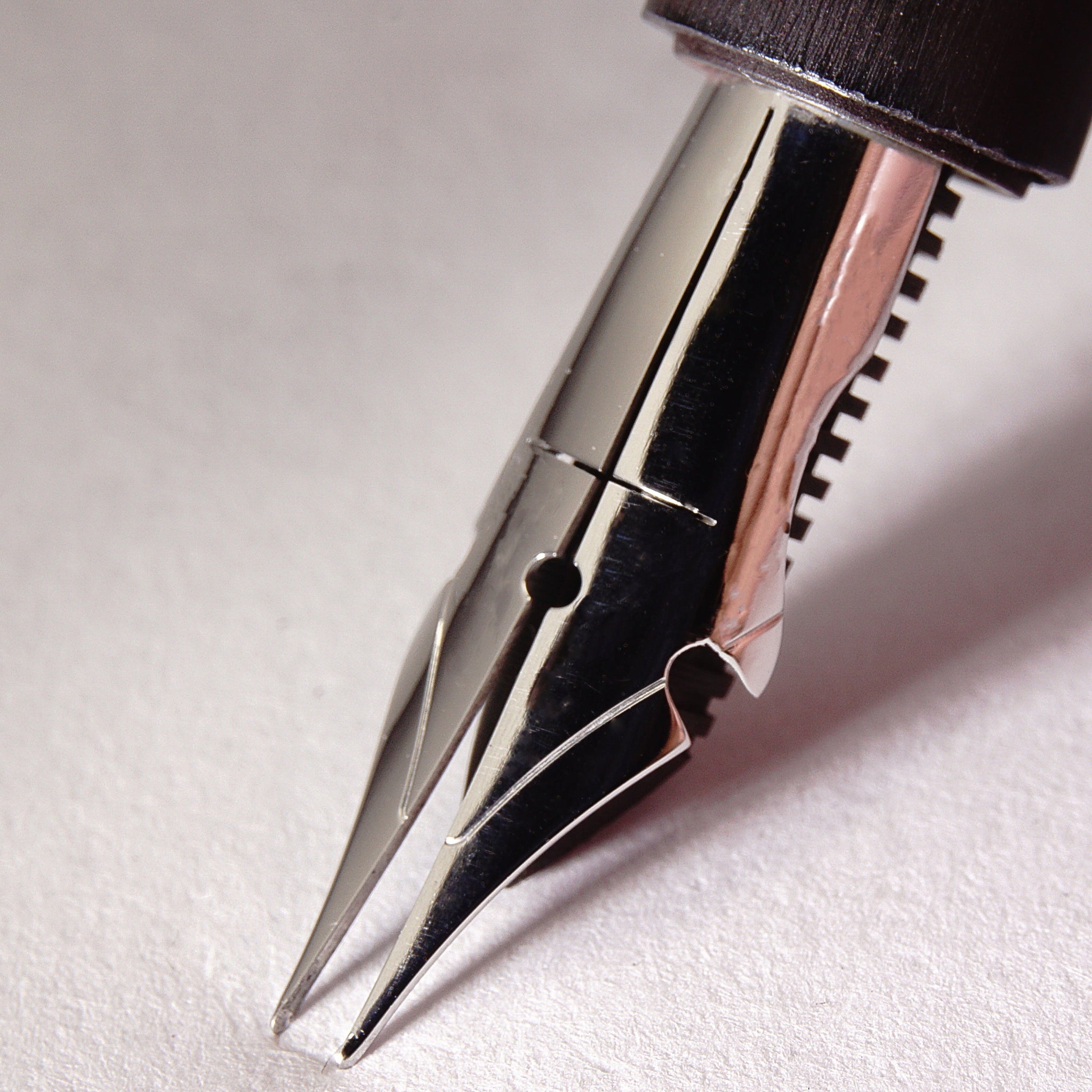 Flex Fountain Pens Sailor Flex Nib Noodler's Ahab Flex Fountain